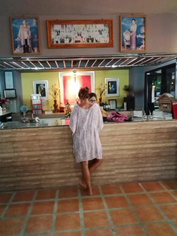 Andaman Beach Resort Koh Jum Esterno foto