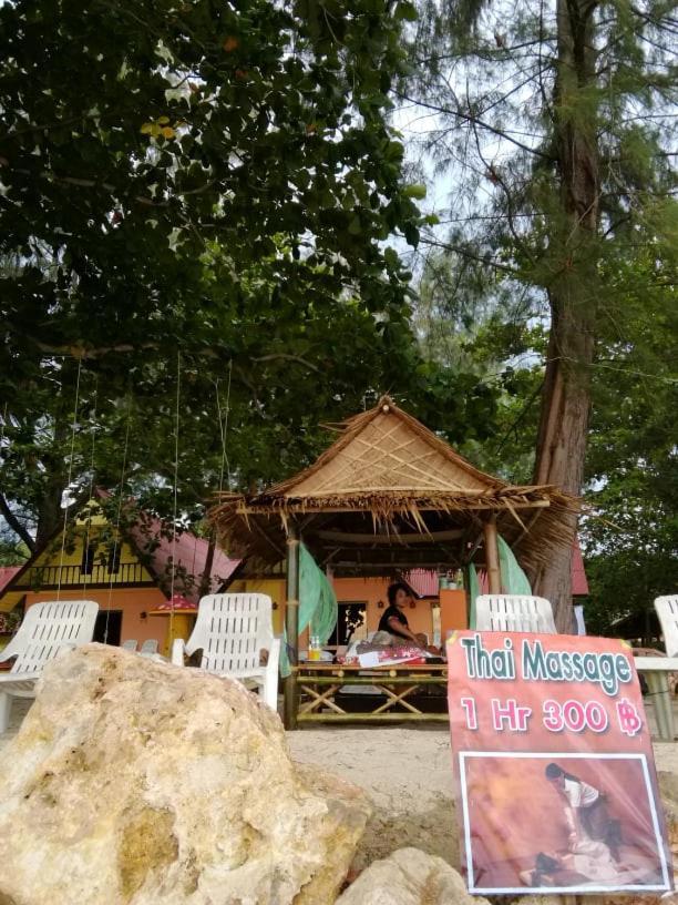Andaman Beach Resort Koh Jum Esterno foto